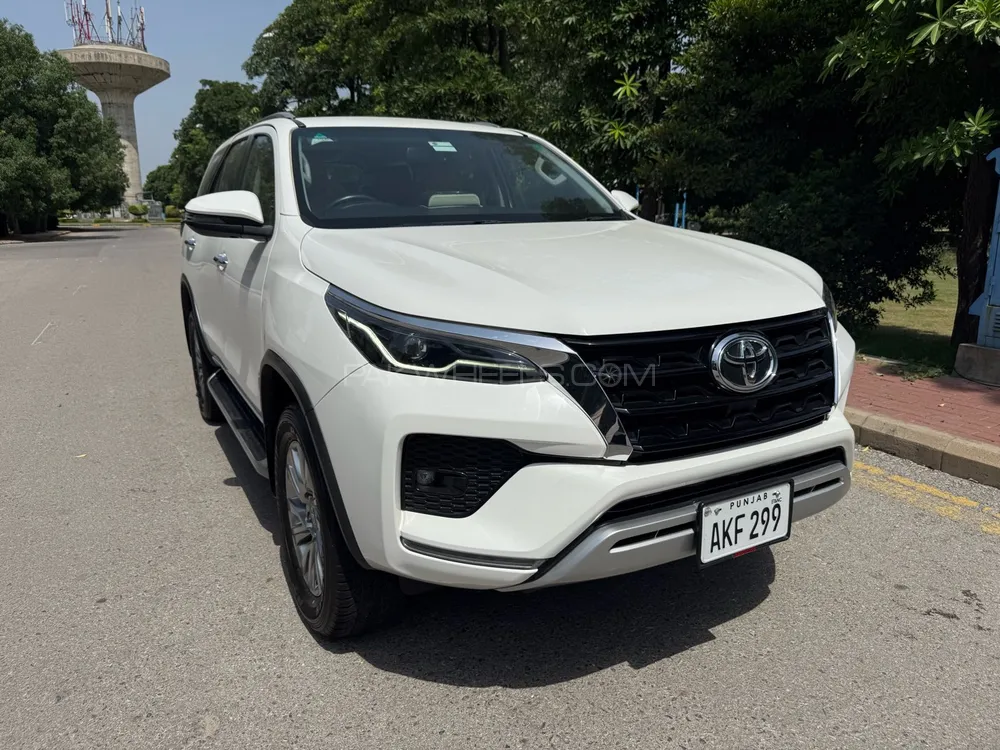 Toyota Fortuner 2022 for Sale in Lahore Image-1