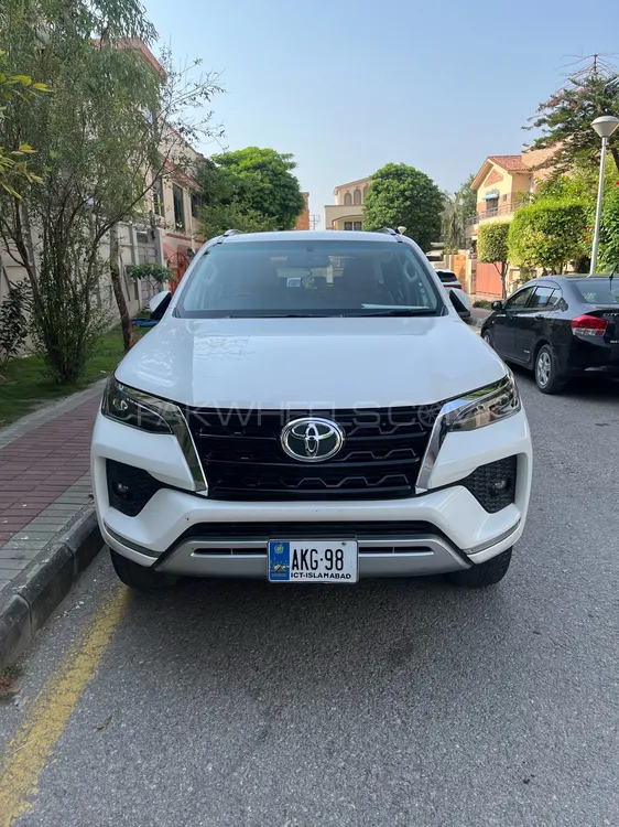 Toyota Fortuner 2022 for Sale in Islamabad Image-1