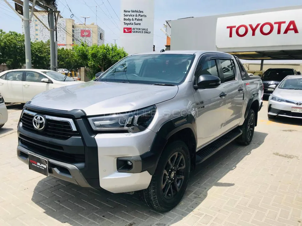 Toyota Hilux 2023 for Sale in Karachi Image-1