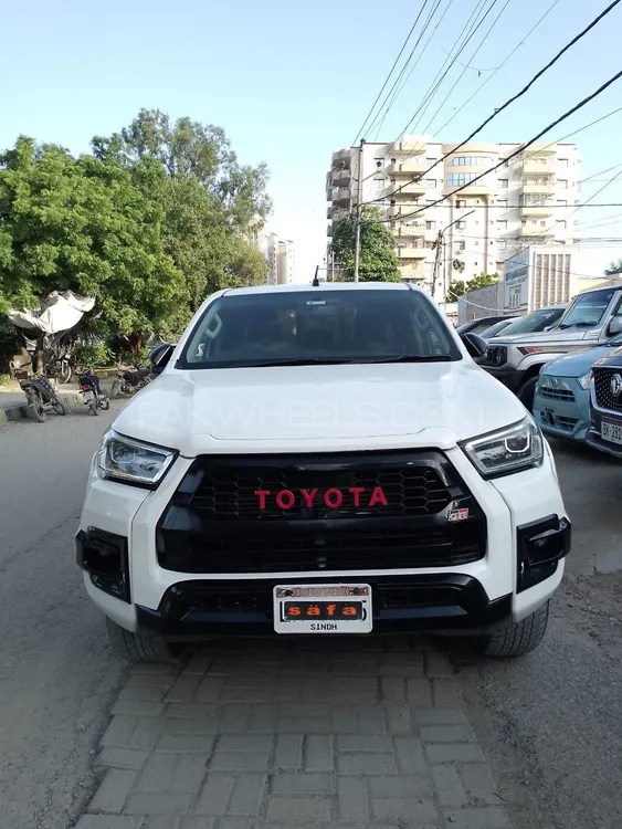 Toyota Hilux 2021 for Sale in Karachi Image-1