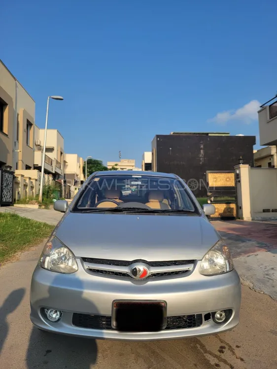 Toyota Platz 2003 for Sale in Islamabad Image-1