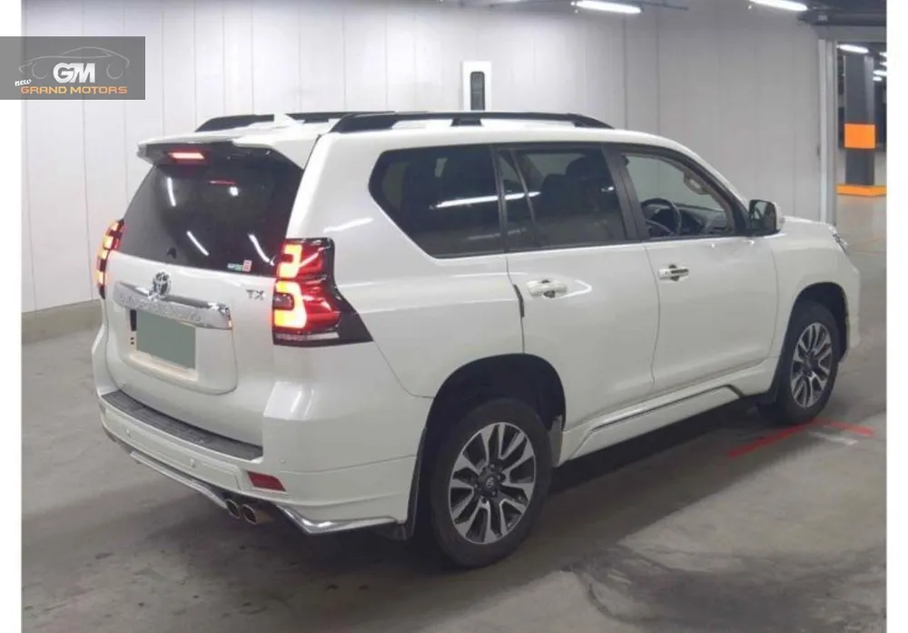 Toyota Prado 2021 for Sale in Karachi Image-1