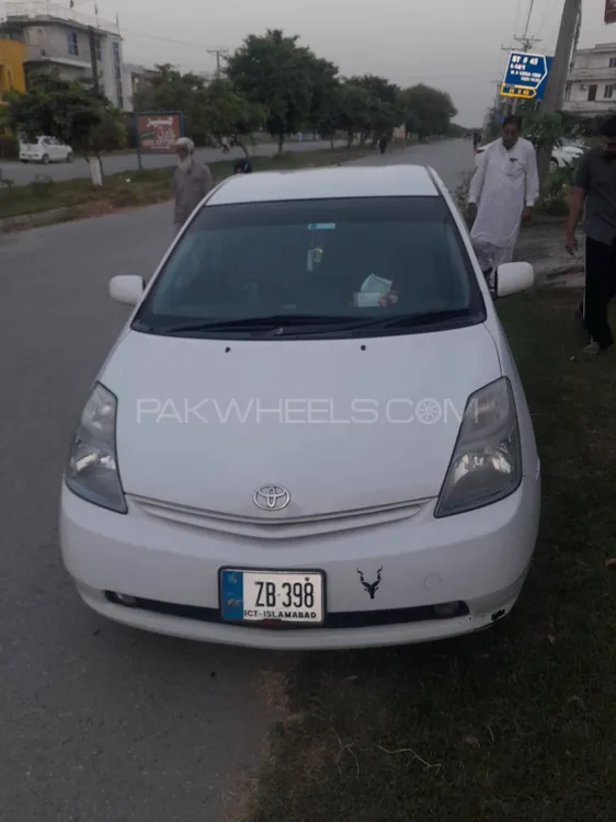 Toyota Prius 2007 for Sale in Islamabad Image-1
