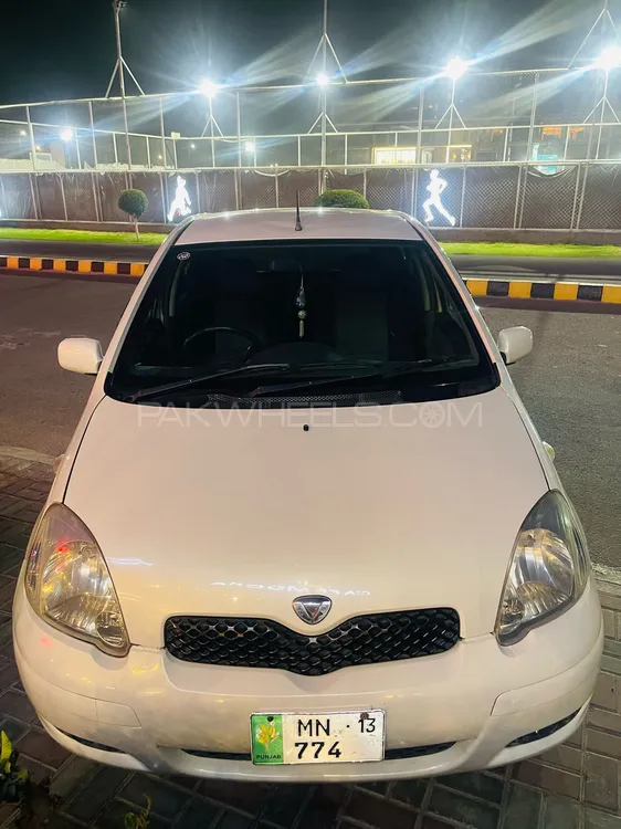Toyota Vitz 2002 for Sale in Multan Image-1