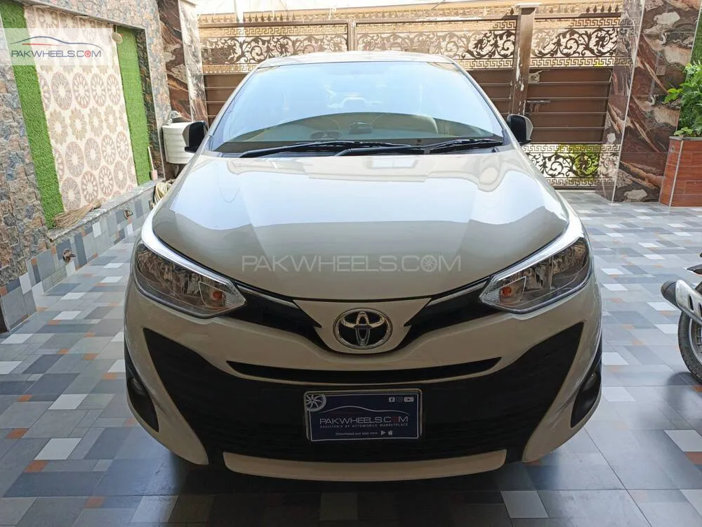 Toyota Yaris Sedan 2022 for Sale in Lahore Image-1