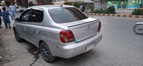 Toyota Platz F 1.3 2001