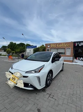 Toyota Prius 2021
