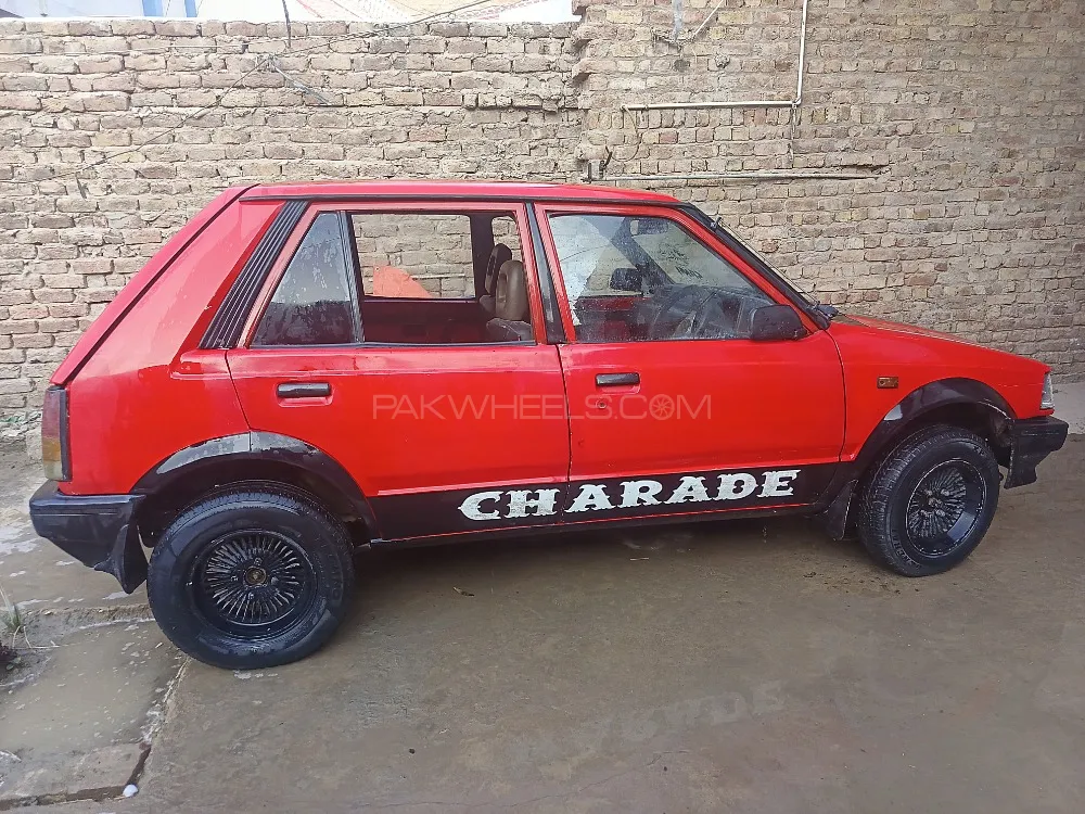 Daihatsu Charade 1986 for Sale in Larkana Image-1