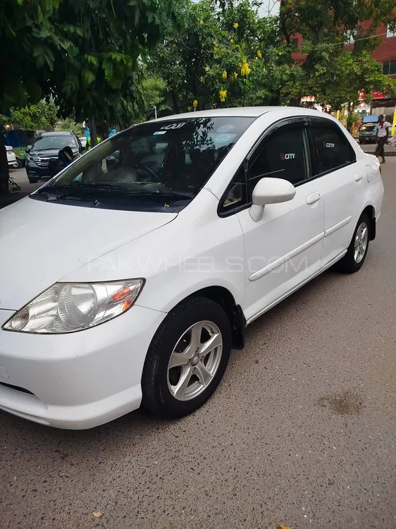 Honda City 2005 for Sale in Lahore Image-1