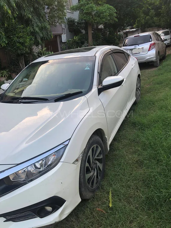 Honda Civic 2017 for Sale in Karachi Image-1