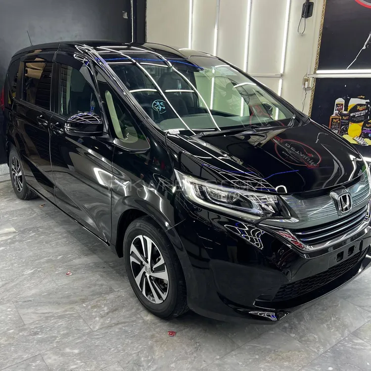 Honda Freed 2019 for Sale in Sialkot Image-1