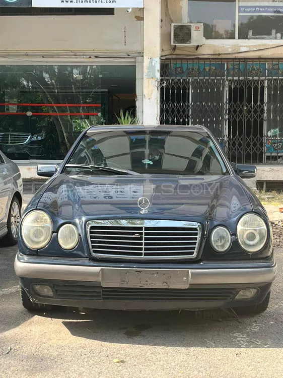 Mercedes Benz E Class 1997 for Sale in Islamabad Image-1