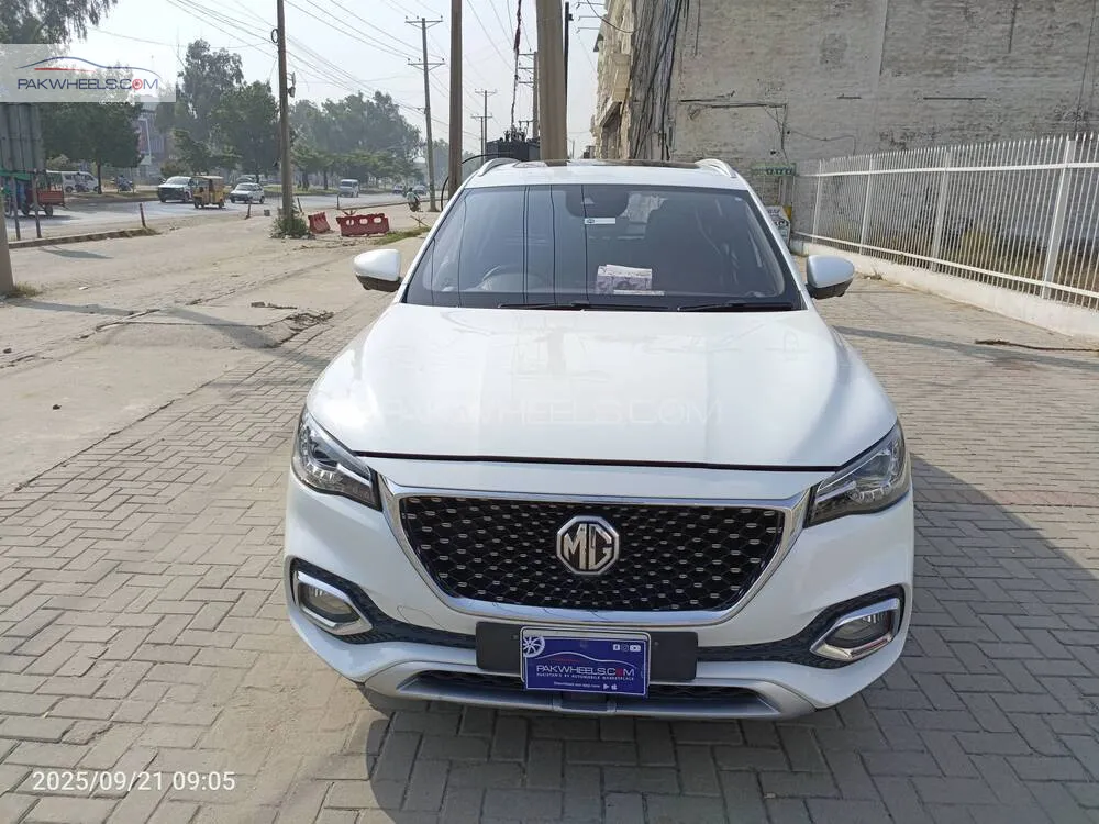 MG HS 2024 for Sale in Gujranwala Image-1
