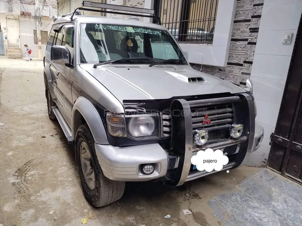 Mitsubishi Pajero 1998 for Sale in Lahore Image-1