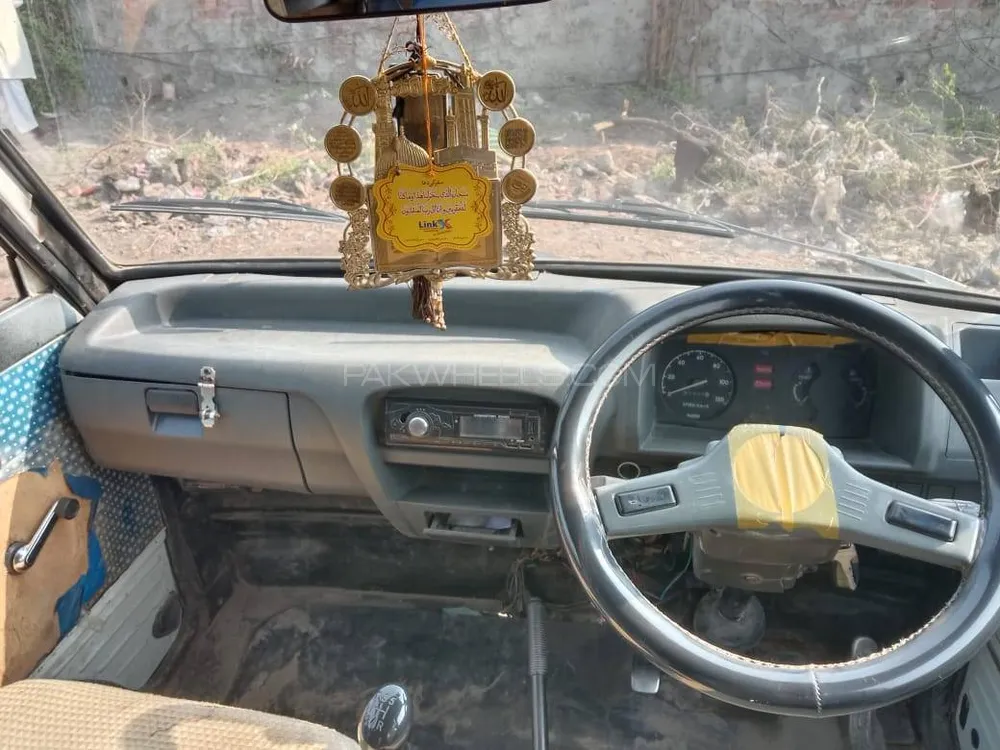 Suzuki Bolan 2011 for Sale in Lahore Image-1