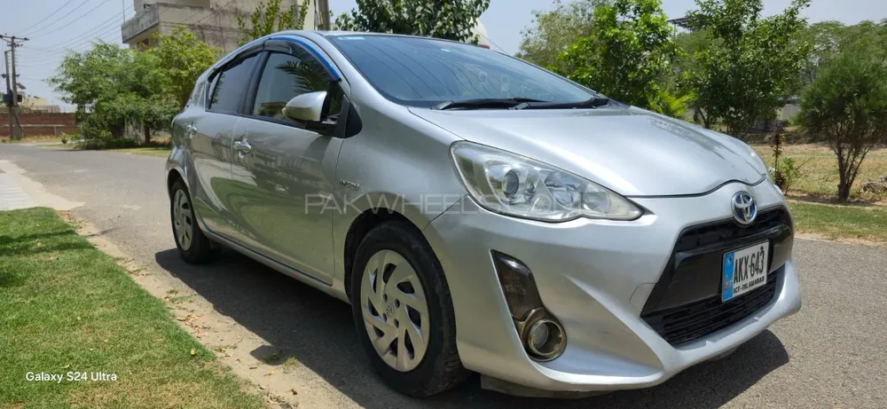 Toyota Aqua 2018 for Sale in Lahore Toyota Aqua 2018 for Sale in Lahore Image-8