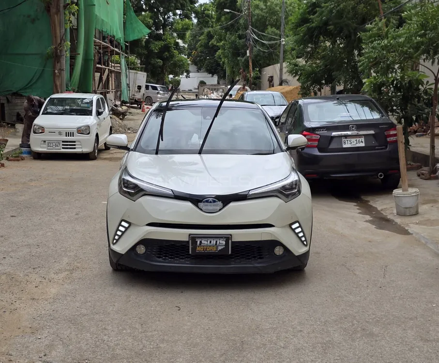 Toyota C-HR 2017 for Sale in Karachi Image-1