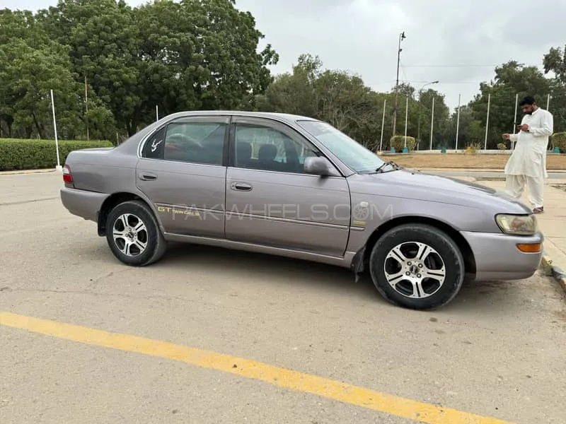 Toyota Corolla 2000 for Sale in Karachi Image-1