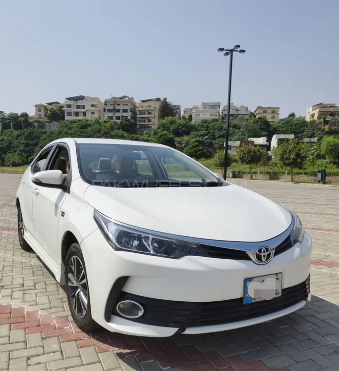 Toyota Corolla 2019 for Sale in Islamabad Image-1