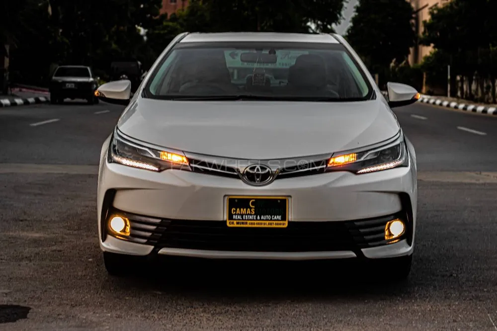 Toyota Corolla 2020 for Sale in Islamabad Image-1