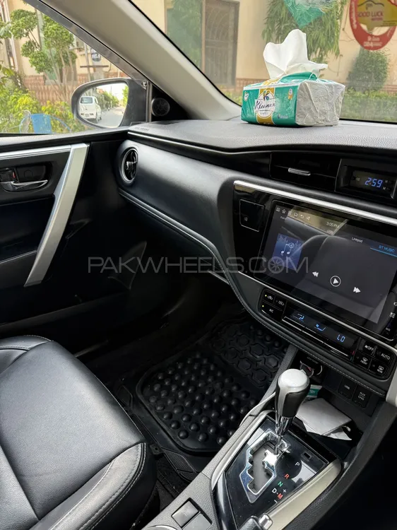 Toyota Corolla 2021 for Sale in Faisalabad Image-1