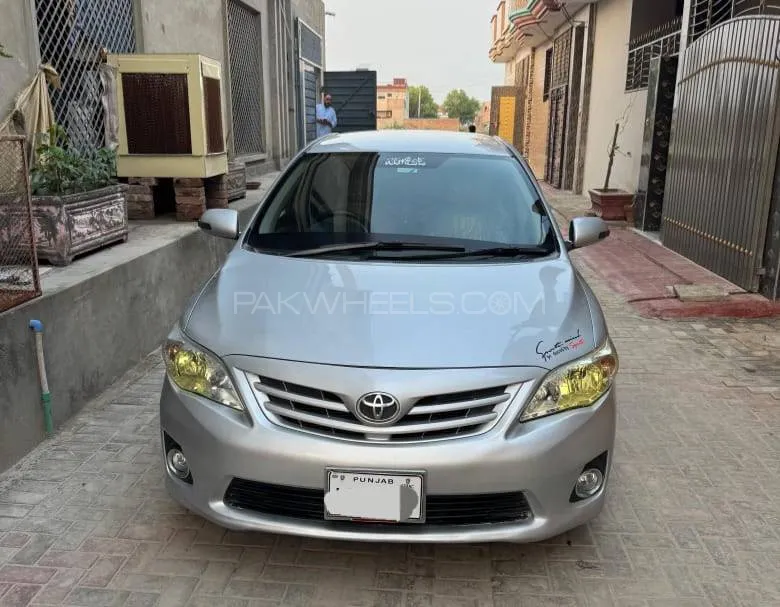 Toyota Corolla 2011 for Sale in Faisalabad Image-1
