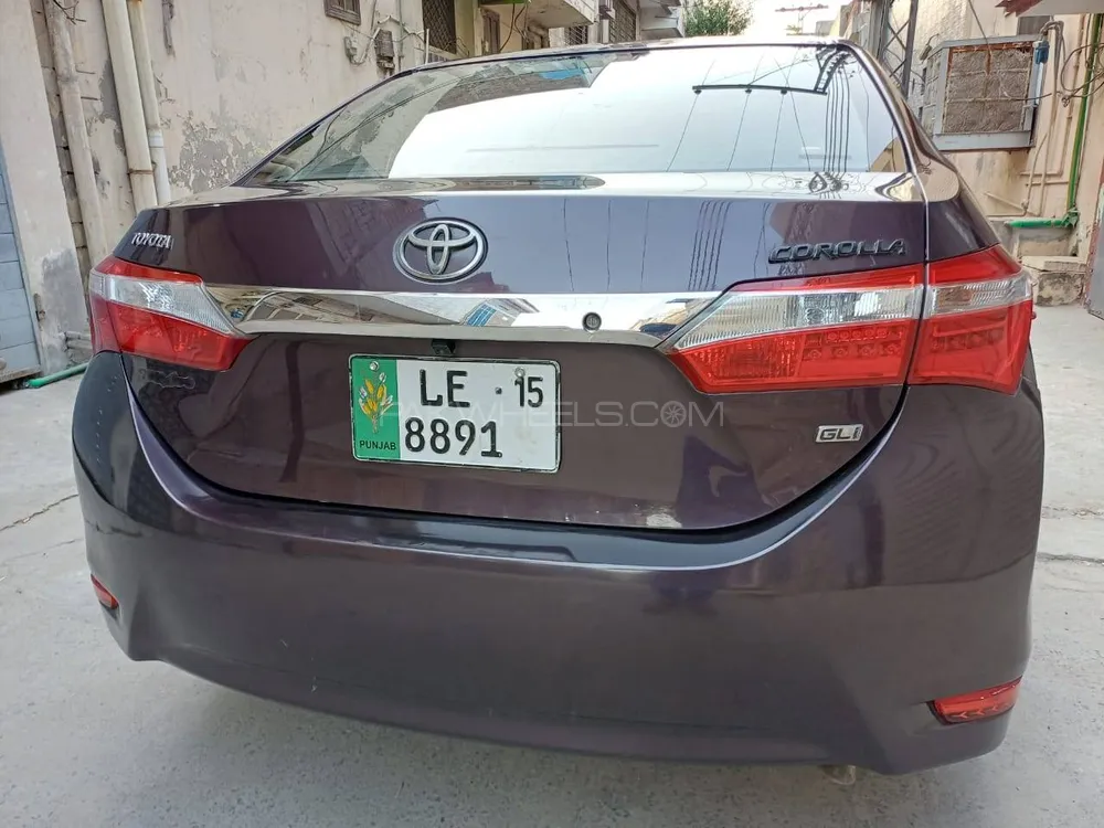 Toyota Corolla 2014 for Sale in Faisalabad Image-1