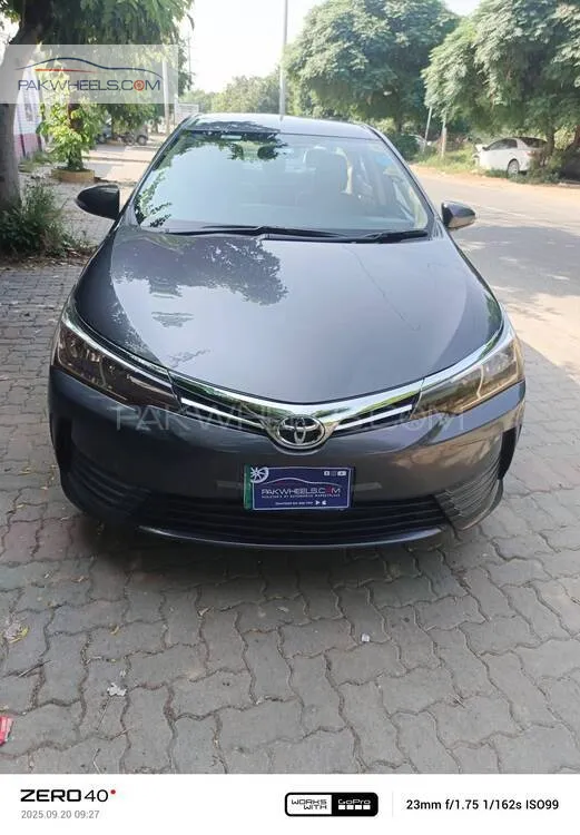 Toyota Corolla 2017 for Sale in Lahore Image-1