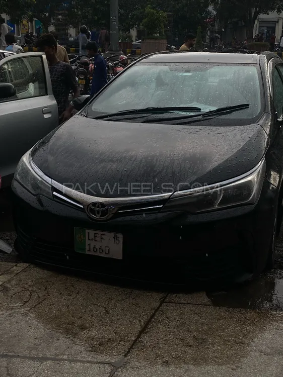 Toyota Corolla 2015 for Sale in Lahore Image-1