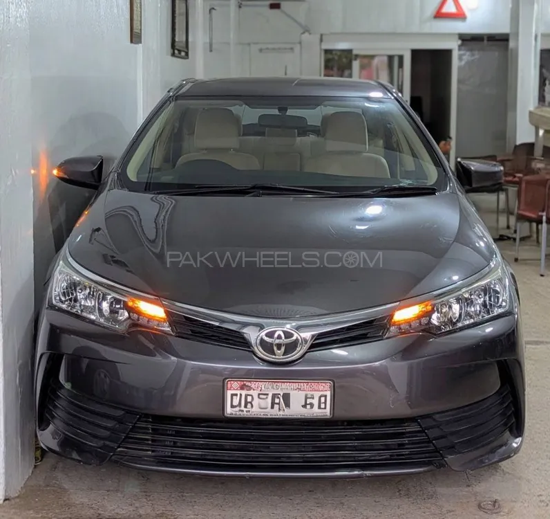 Toyota Corolla 2019 for Sale in Karachi Image-1