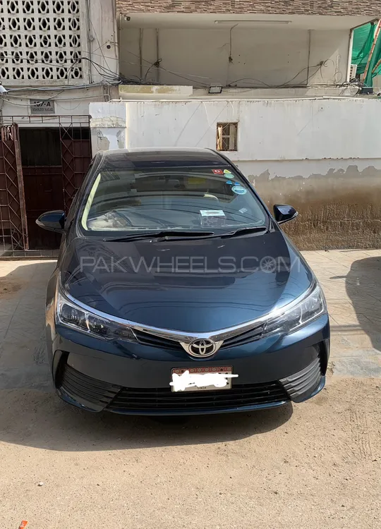 Toyota Corolla 2020 for Sale in Karachi Image-1