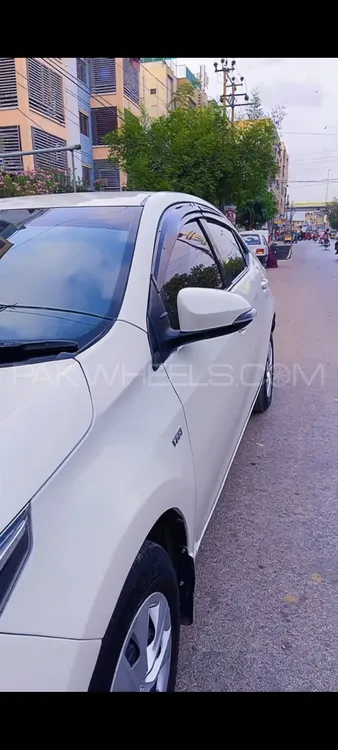 Toyota Corolla 2015 for Sale in Karachi Image-1