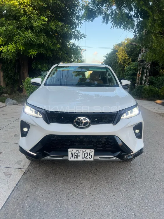 Toyota Fortuner 2021 for Sale in Lahore Image-1