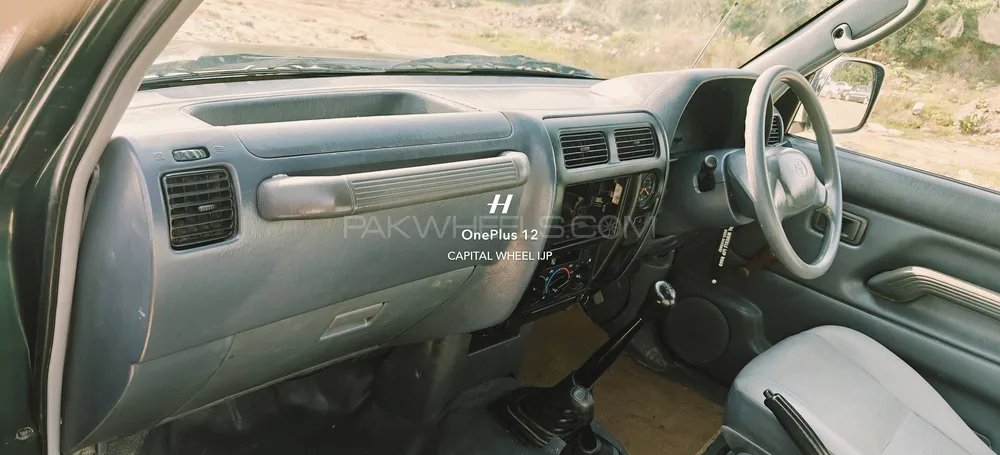 Toyota Prado 2002 for Sale in Islamabad Toyota Prado 2002 for Sale in Islamabad Image-17