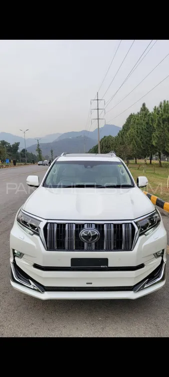 Toyota Prado 2018 for Sale in Islamabad Image-1
