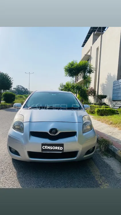 Toyota Vitz 2010 for Sale in Islamabad Image-1