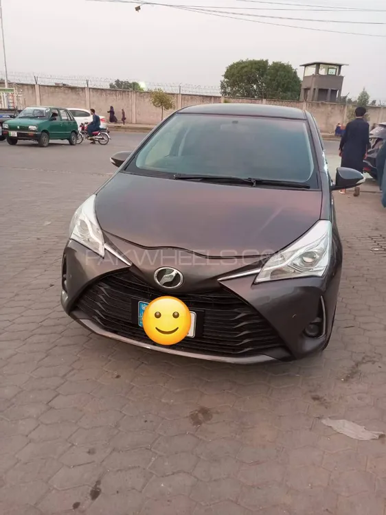 Toyota Vitz 2015 for Sale in Rawalpindi Image-1