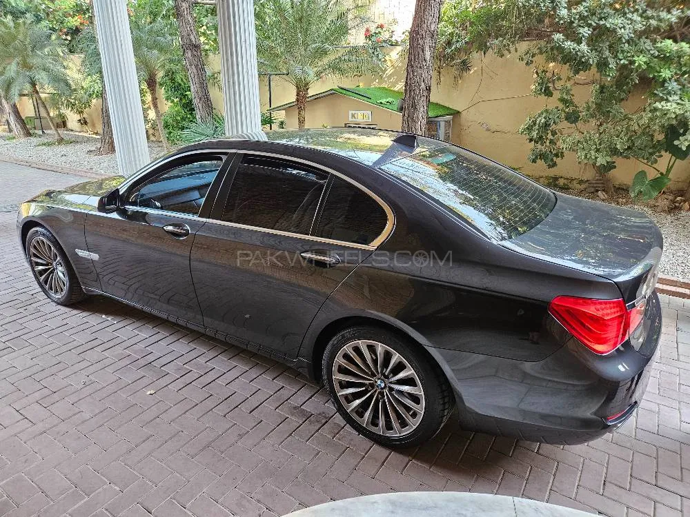 BMW 7 Series 2009 for Sale in Islamabad Image-1