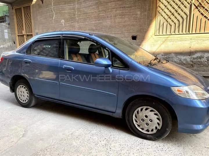 Honda City 2005 for Sale in Lahore Image-1