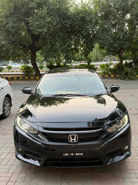 Honda Civic 2019 for Sale in Lahore Image-1