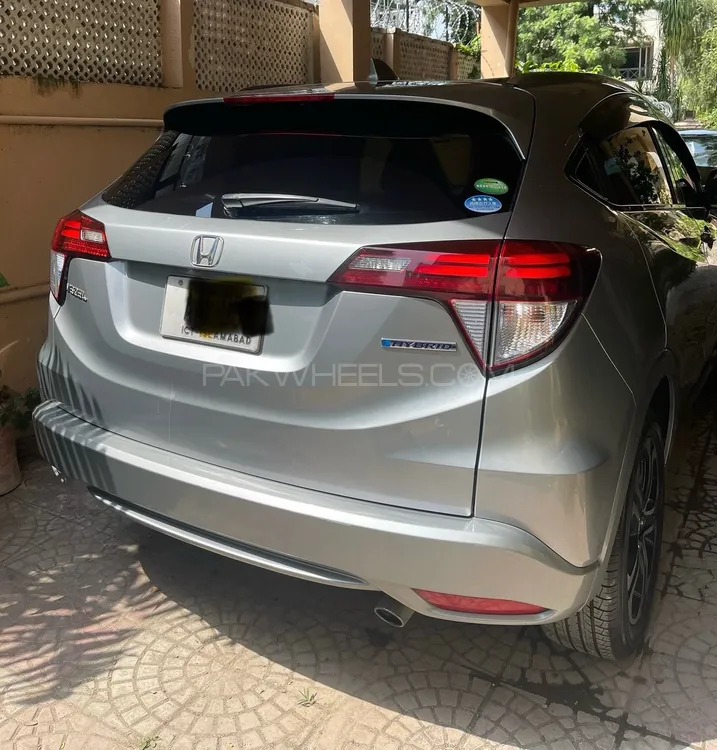 Honda Vezel 2016 for Sale in Islamabad Image-1