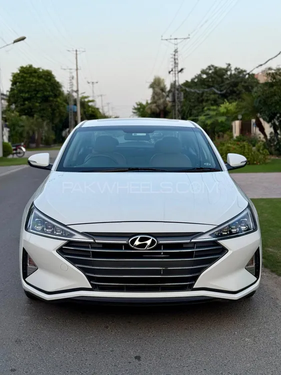 Hyundai Elantra 2023 for Sale in Lahore Image-1