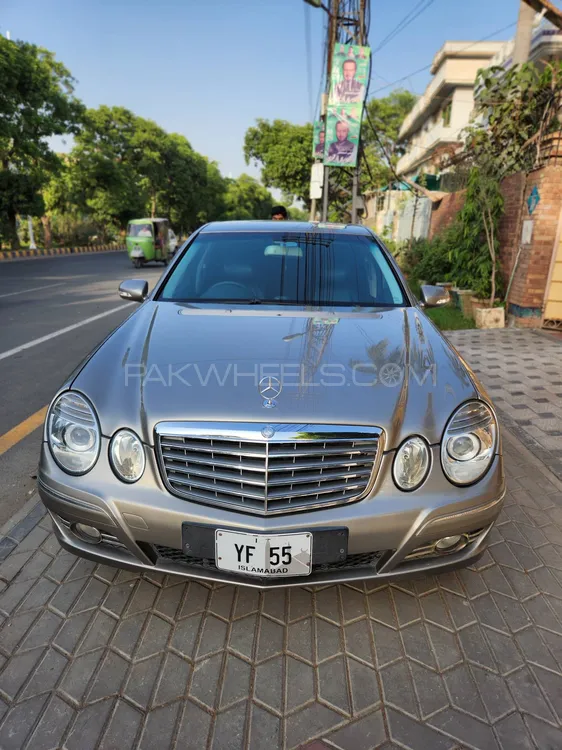 Mercedes Benz E Class 2008 for Sale in Lahore Image-1