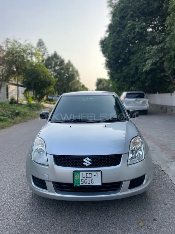 Suzuki Swift 2011 for Sale in Islamabad Image-1