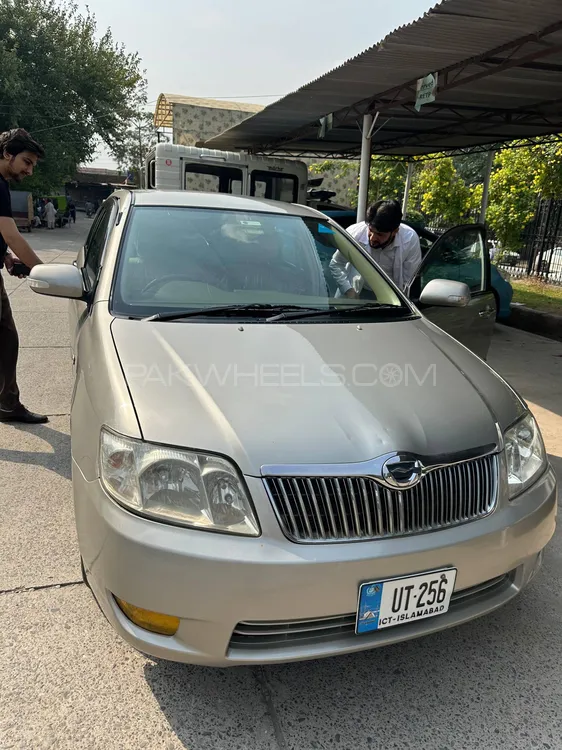 Toyota Corolla 2006 for Sale in Peshawar Image-1