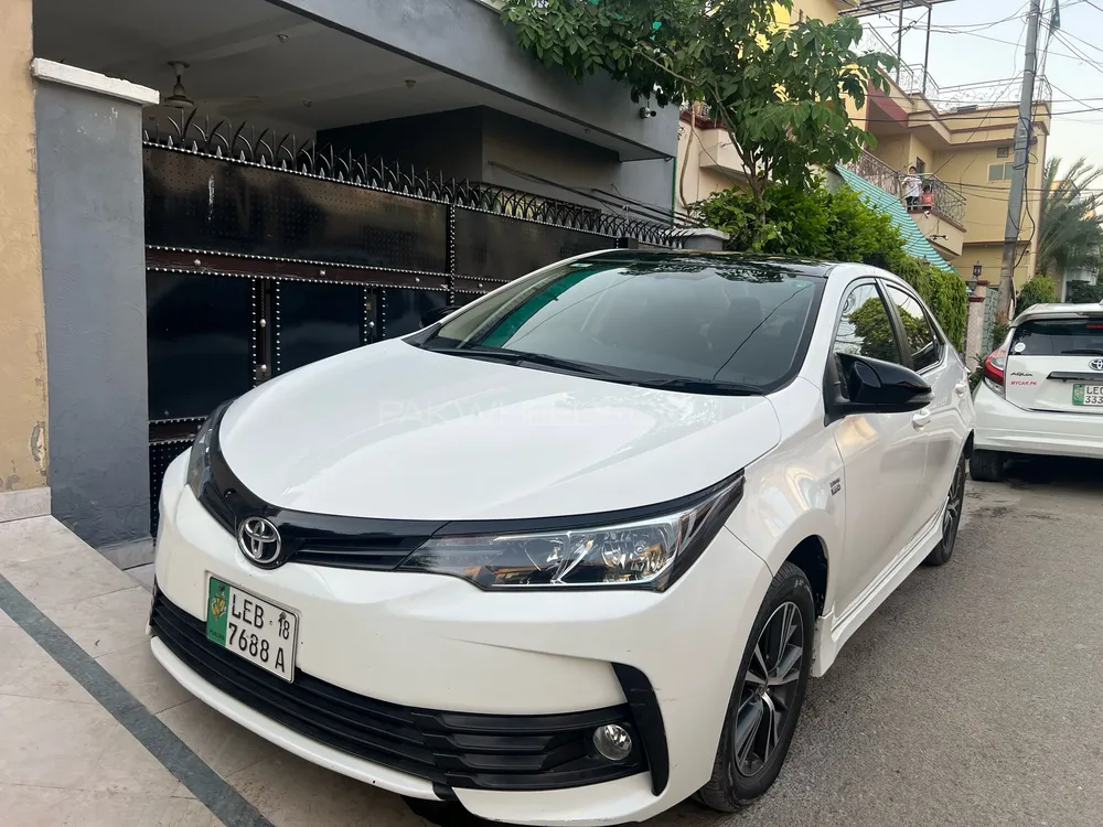 Toyota Corolla 2018 for Sale in Lahore Image-1