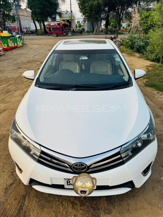 Toyota Corolla 2017 for Sale in Lahore Image-1