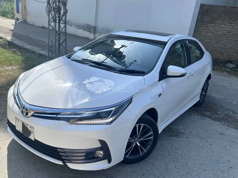 Toyota Corolla 2020 for Sale in Swat Image-1