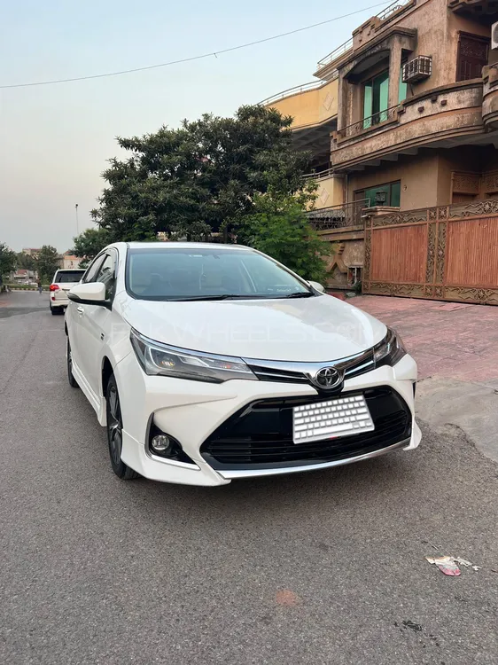 Toyota Corolla 2021 for Sale in Islamabad Image-1