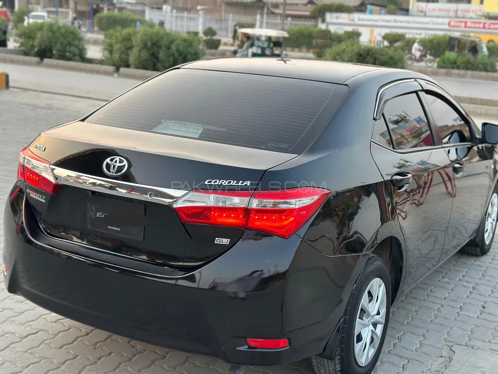 Toyota Corolla 2016 for Sale in Peshawar Toyota Corolla 2016 for Sale in Peshawar Image-8